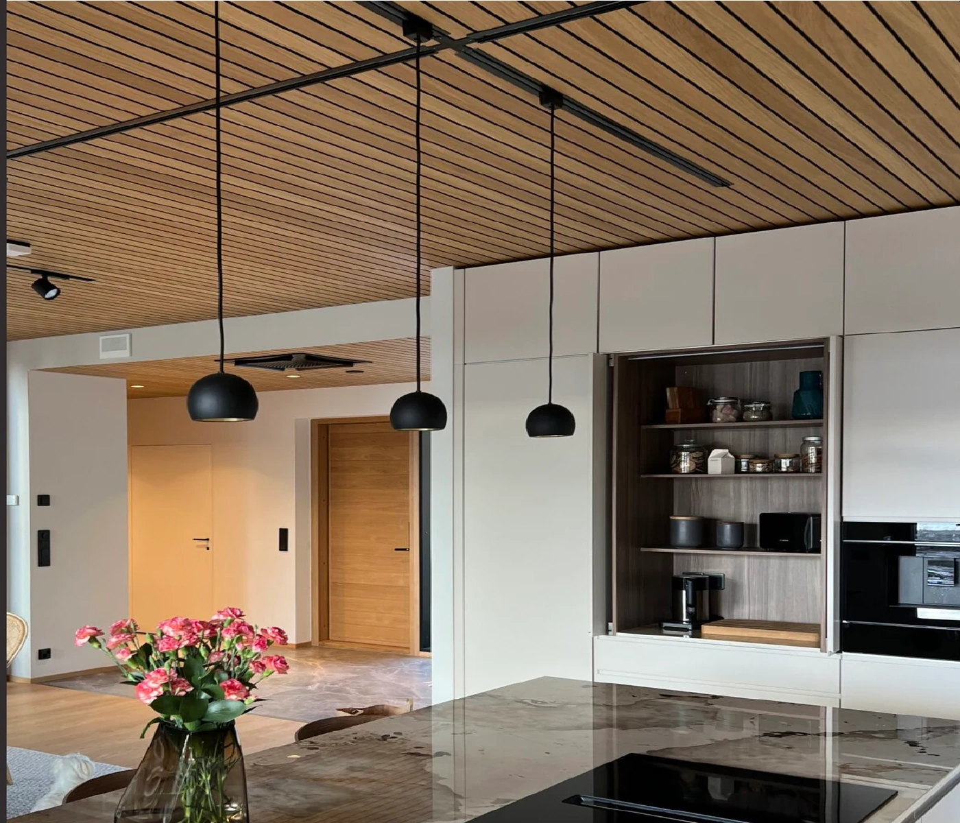 Lineawood slatted oak ceiling in a contemporary interior