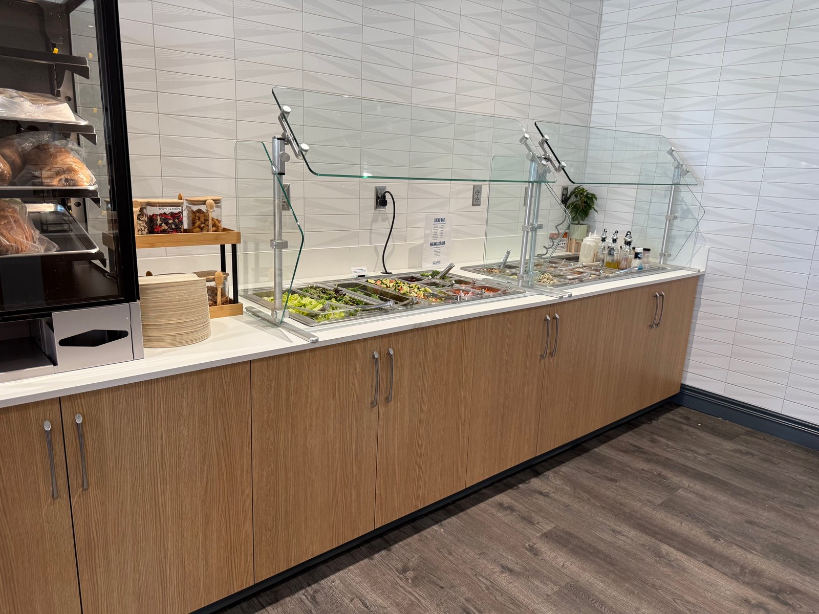 Cardinals Nutrition Kitchen Buffet