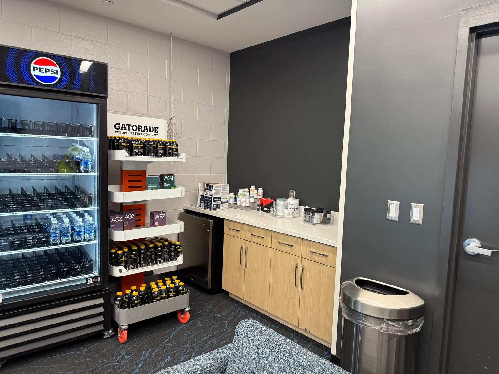 Supplement and Beverage Station