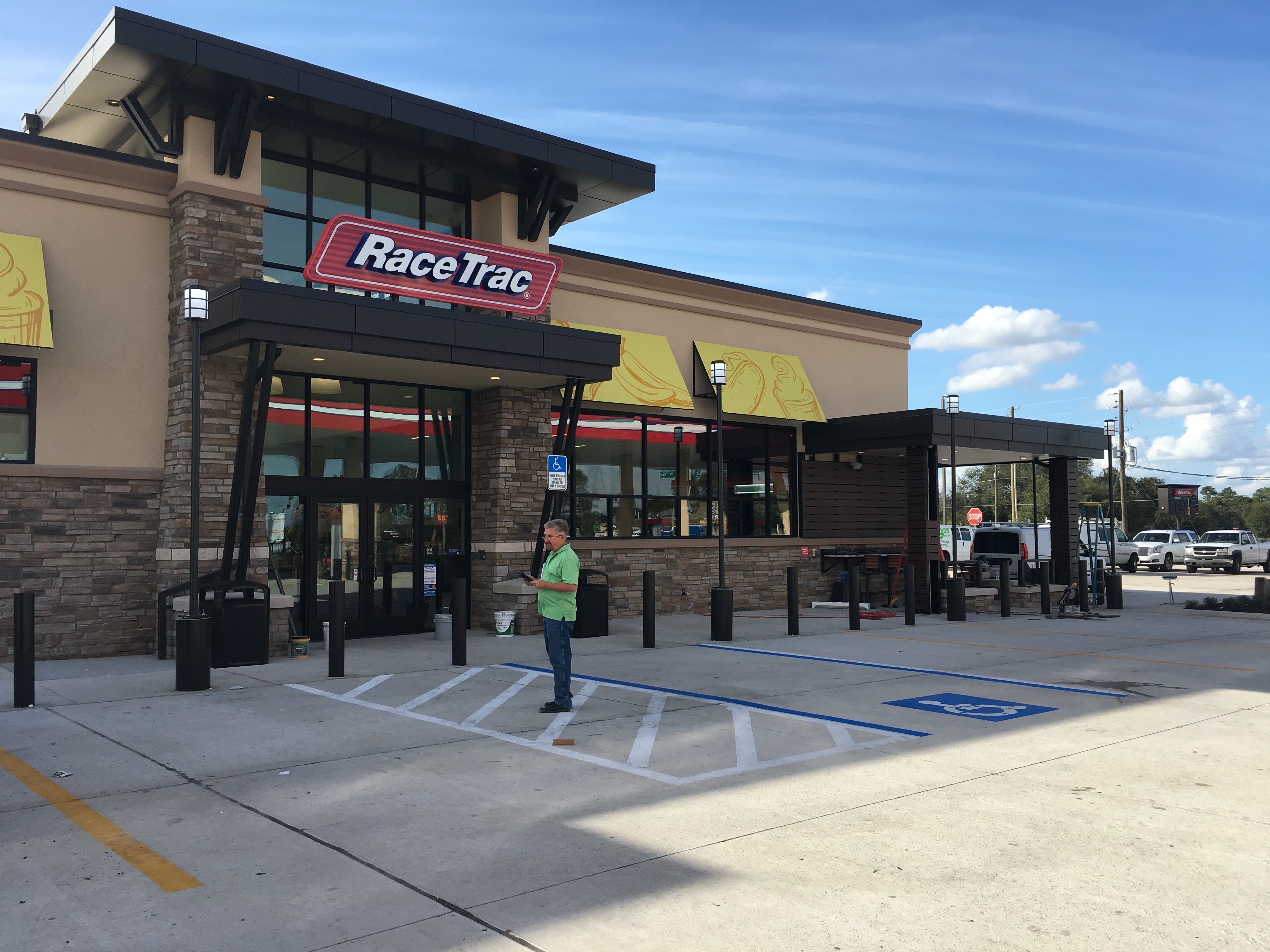 RaceTrac Front Elevation