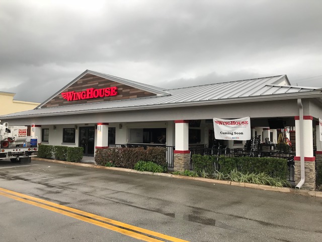 Winghouse, Davie